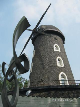 Turmwindmüle (Brüllmühle)